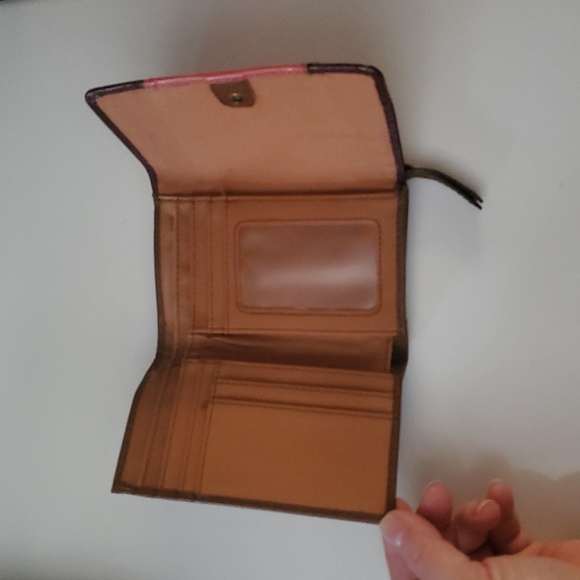 Fossil Brown Pink Leather Foldable Wallet - Picture 3 of 8